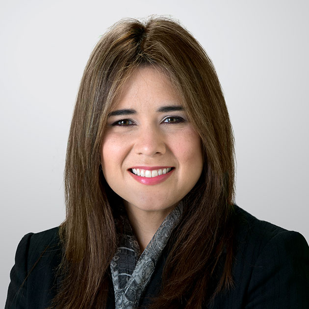 Ari Alvarez Headshot