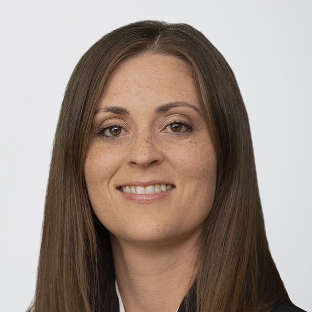 Anna Ayar headshot
