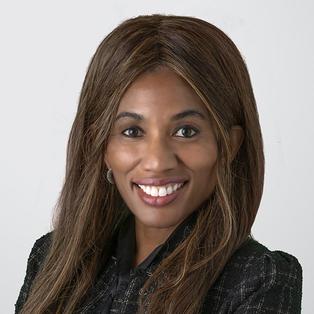 Mamie Joeveer headshot