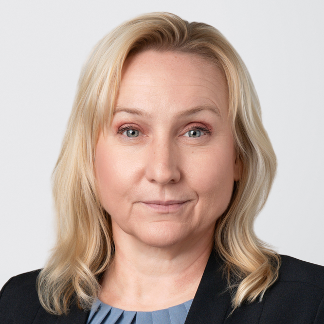 Carolee Kvoriak headshot