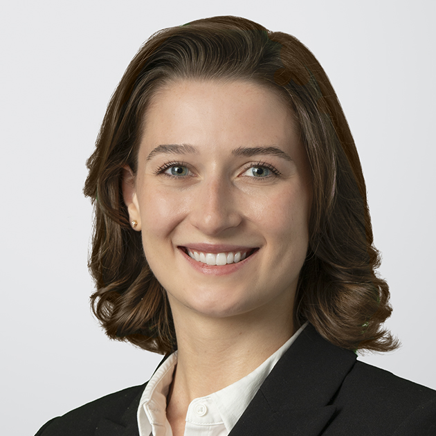 Maggie Pahl headshot