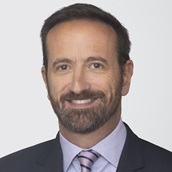 Doug Praw Headshot