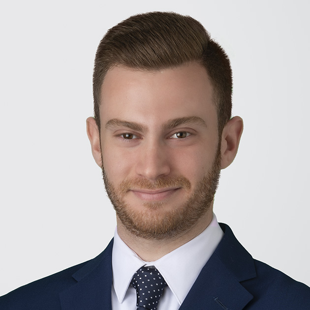 Alexis Sverdlik headshot