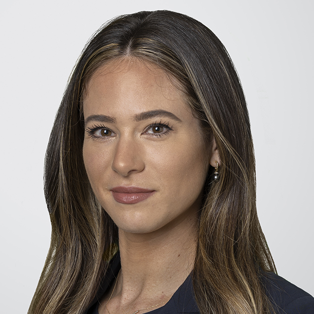 Kimberly Thibault headshot